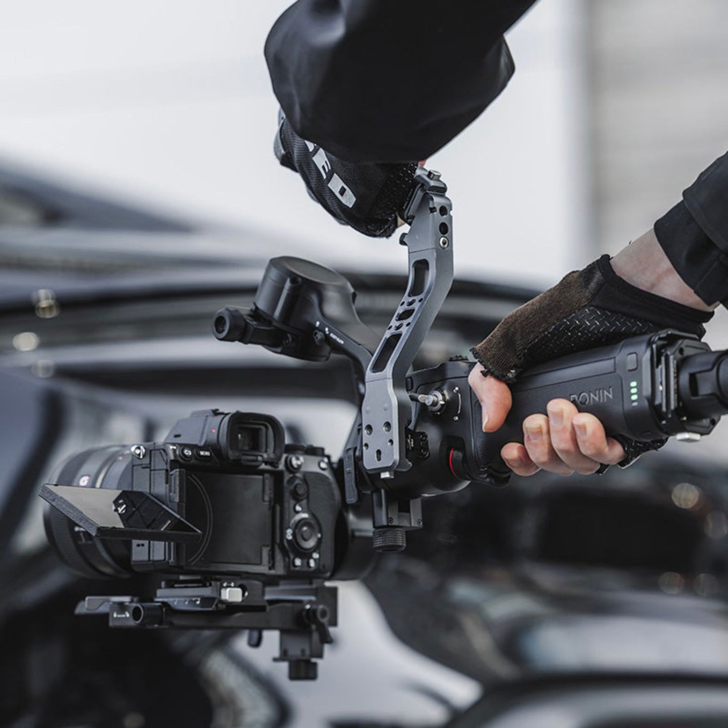 Camera gimbal with Falcam F38 quick release base V2 on the control rig