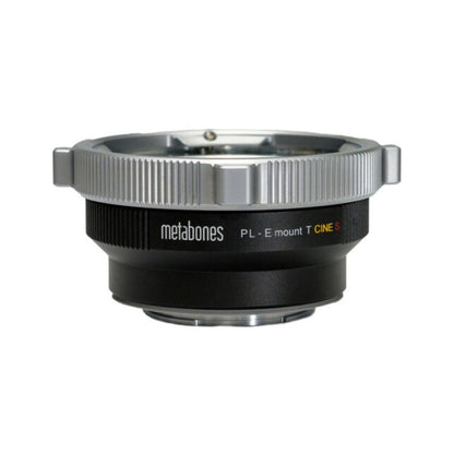 Metabones Adapter: PL–E Mount, CINE S Aufdruck am schwarzen Anschlussring
