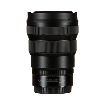 NIKKOR Z 14-24mm f/2.8 S Objektiv, schwarzer Gehäusekörper mit Rippenstruktur