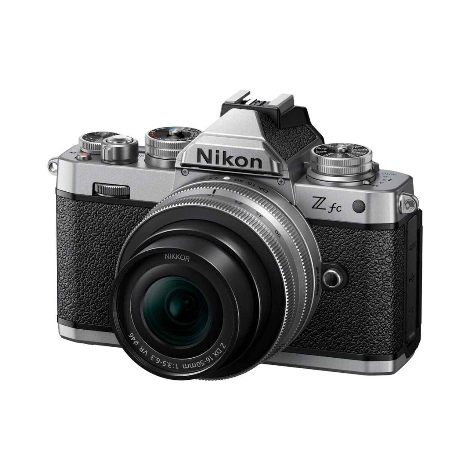 Nikon Z fc spiegellose Kamera mit 16-50mm Objektiv, Schrägansicht von vorn